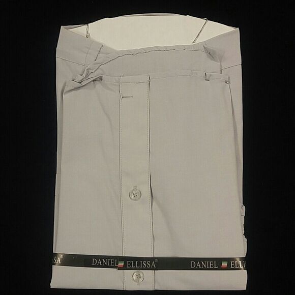 BOY'S SILVER DRESS SHIRT. SIZE 4. - Picture 3 of 3